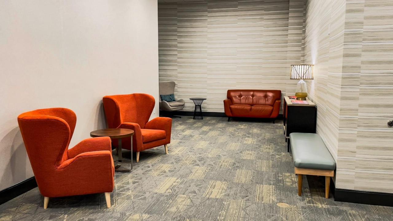 Holiday Inn Omaha Downtown - Waterpark By Ihg エクステリア 写真
